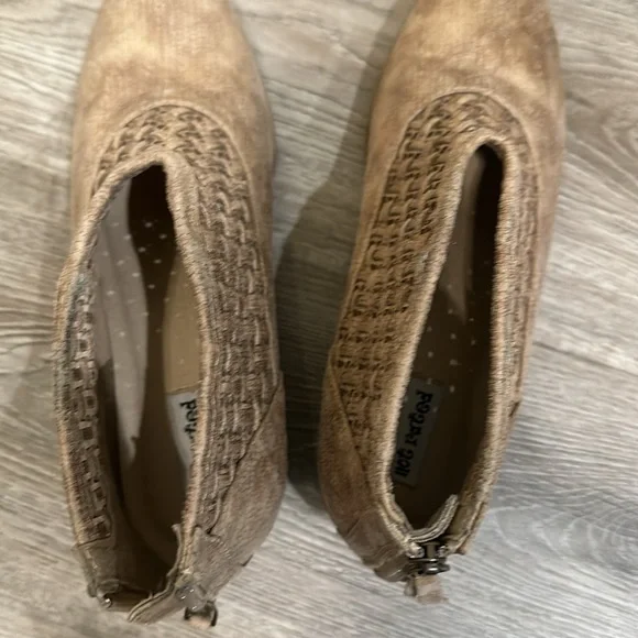 Not Rated women booties size 8.5 - Picture 5 of 9